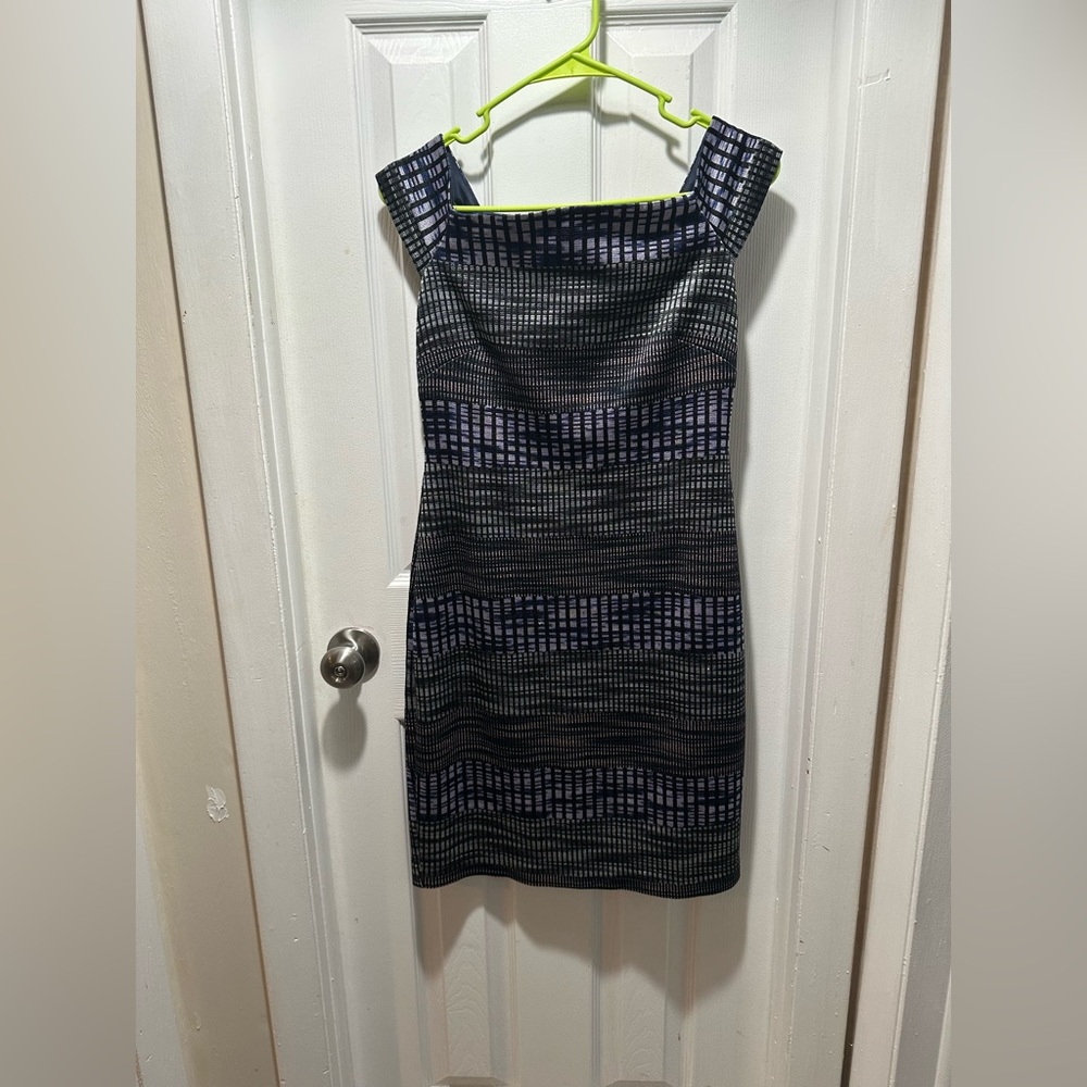 Vince Camuto Off Shoulder Dress 8P